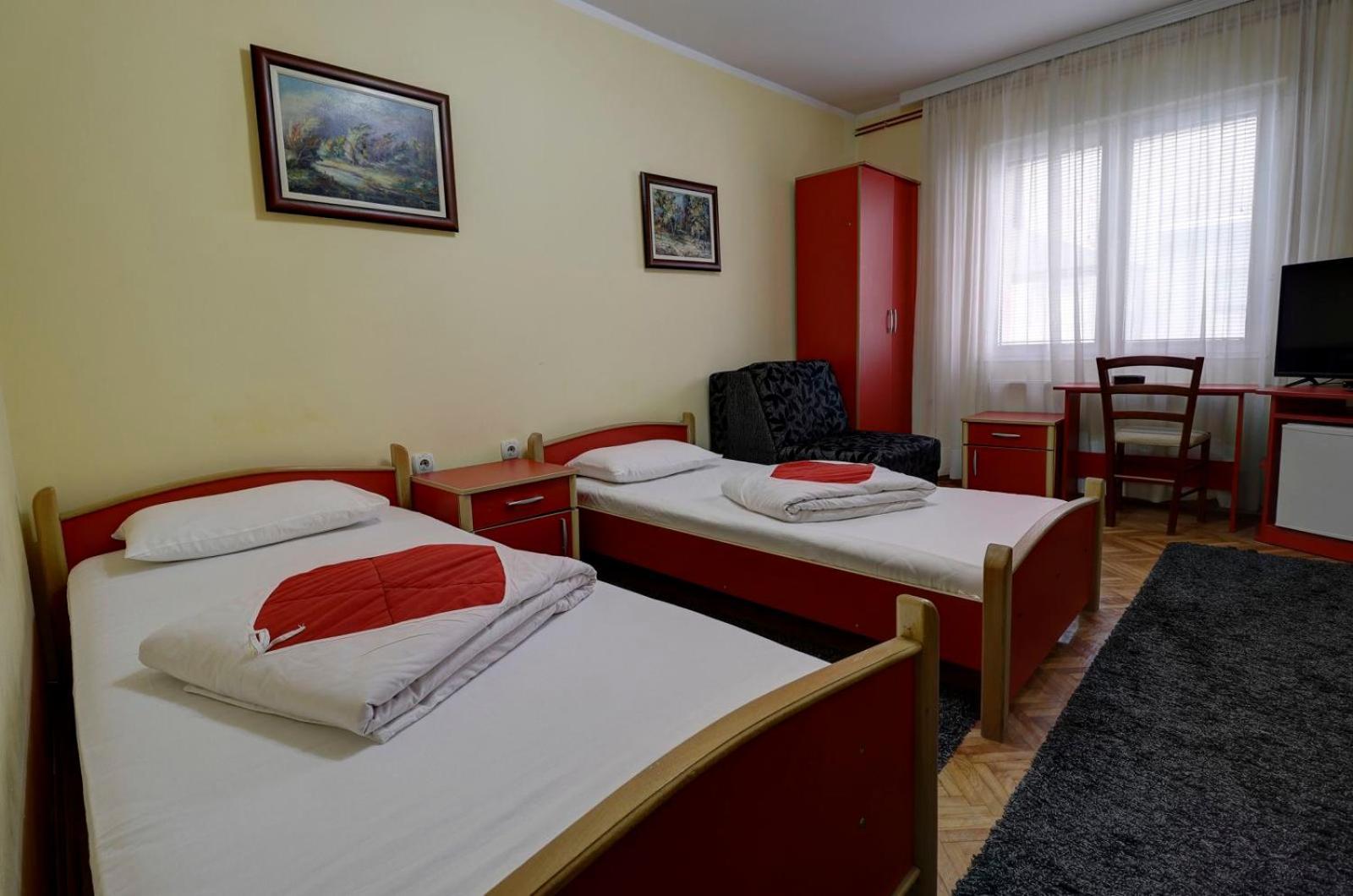Hotel Perla Ldm Leskovac Zewnętrze zdjęcie