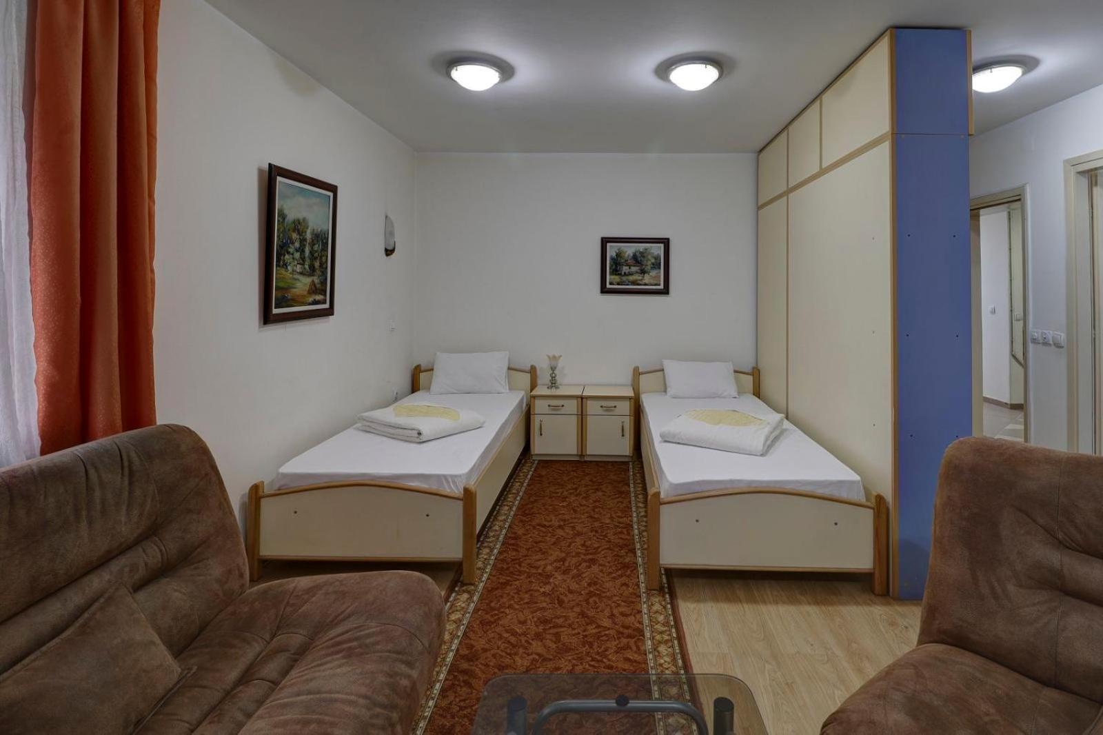 Hotel Perla Ldm Leskovac Zewnętrze zdjęcie